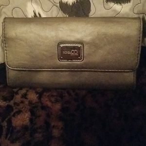 Nine & Co wallet